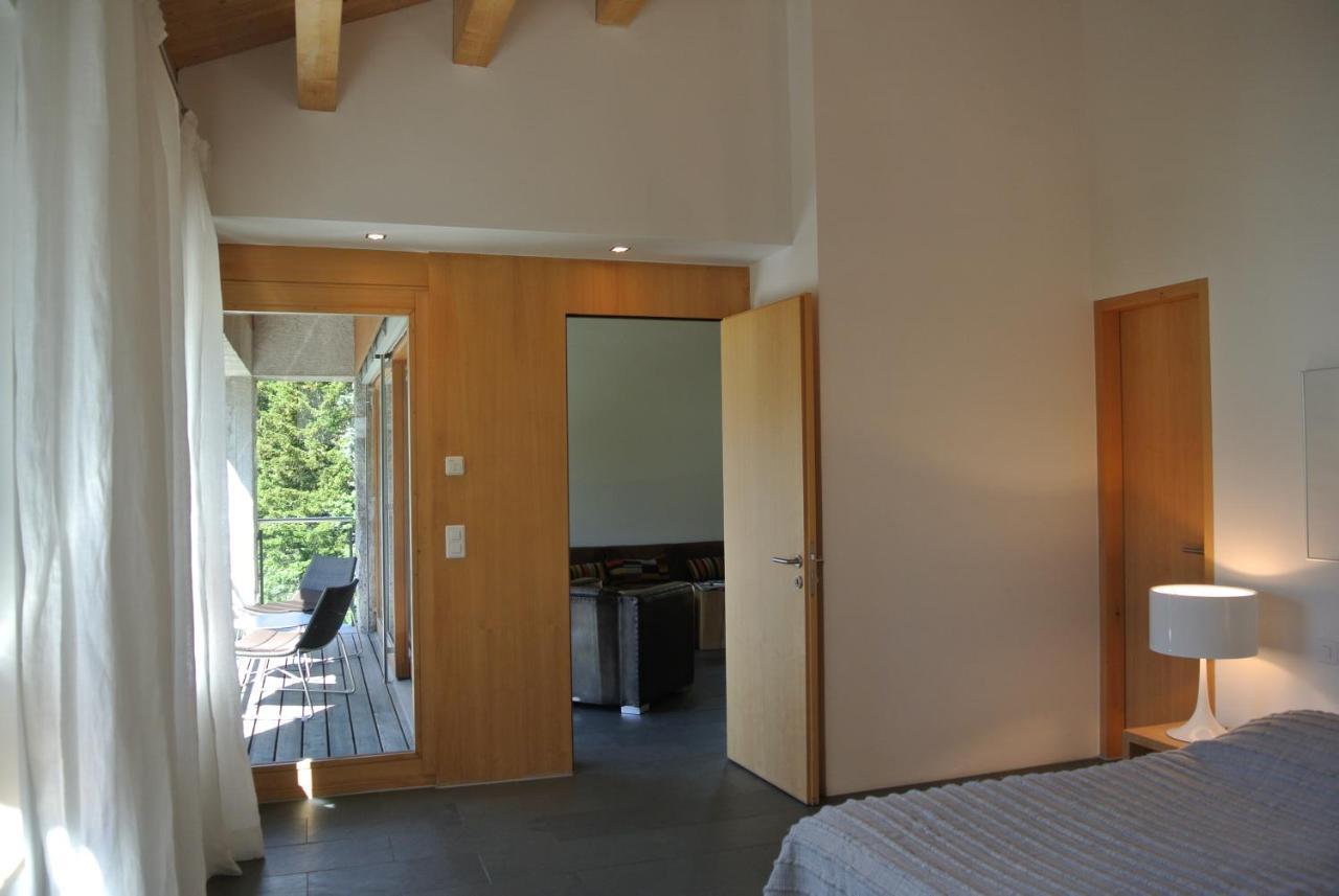 Chesa La Montanella - Ferienwohnung, Maloja Exterior photo
