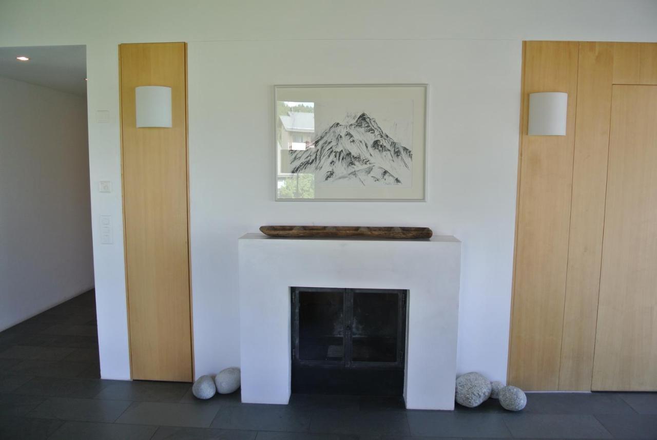Chesa La Montanella - Ferienwohnung, Maloja Exterior photo